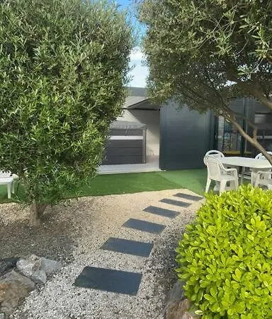 Aloha &spa En Bordure De Garrigue アパート *